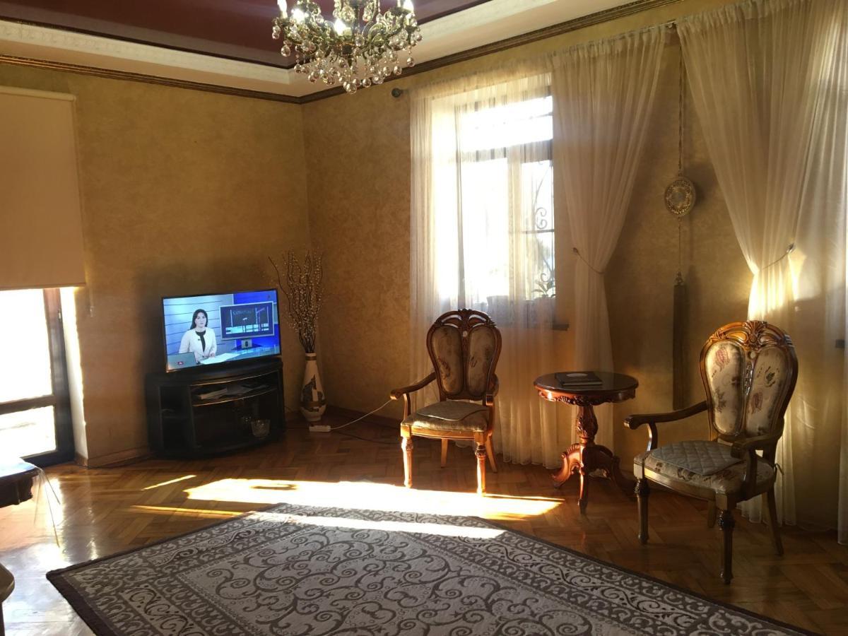 Hotel By The Sea Rozetta Sukhumi Exterior foto