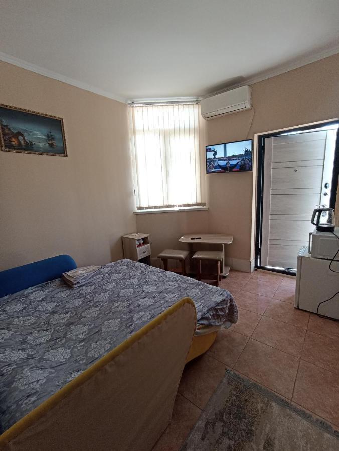 Hotel By The Sea Rozetta Sukhumi Exterior foto