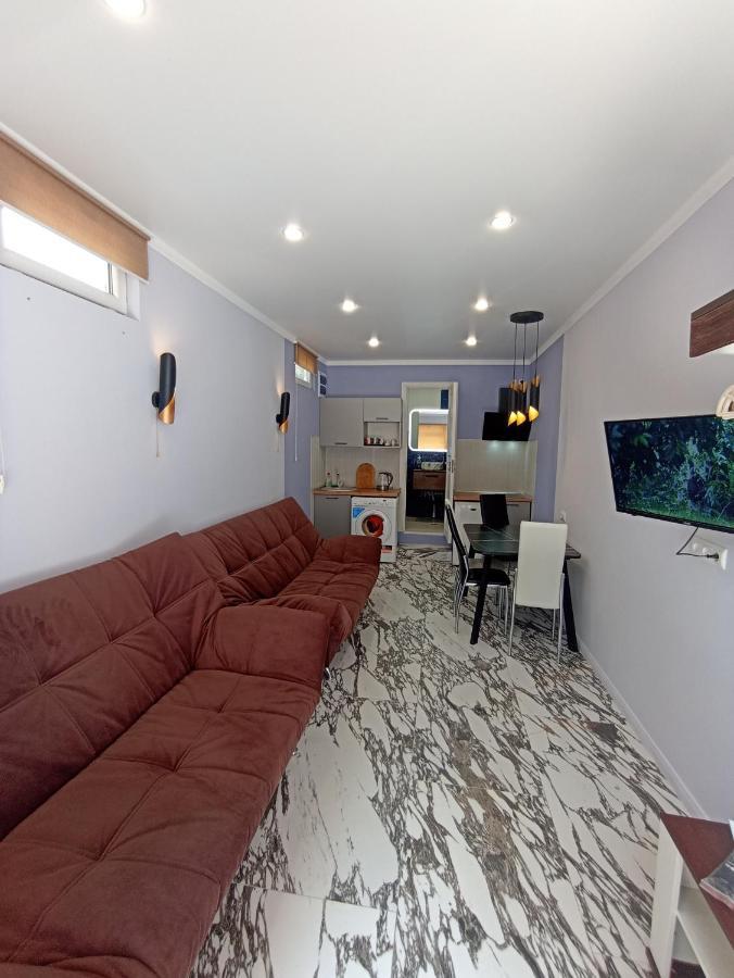 Hotel By The Sea Rozetta Sukhumi Exterior foto