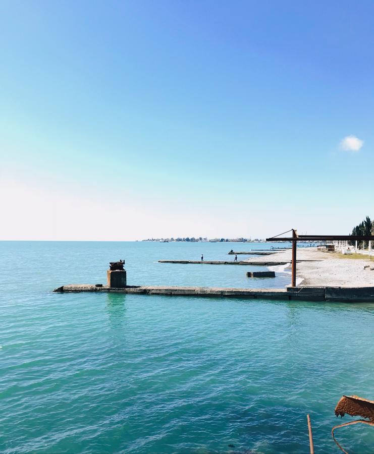 Hotel By The Sea Rozetta Sukhumi Exterior foto